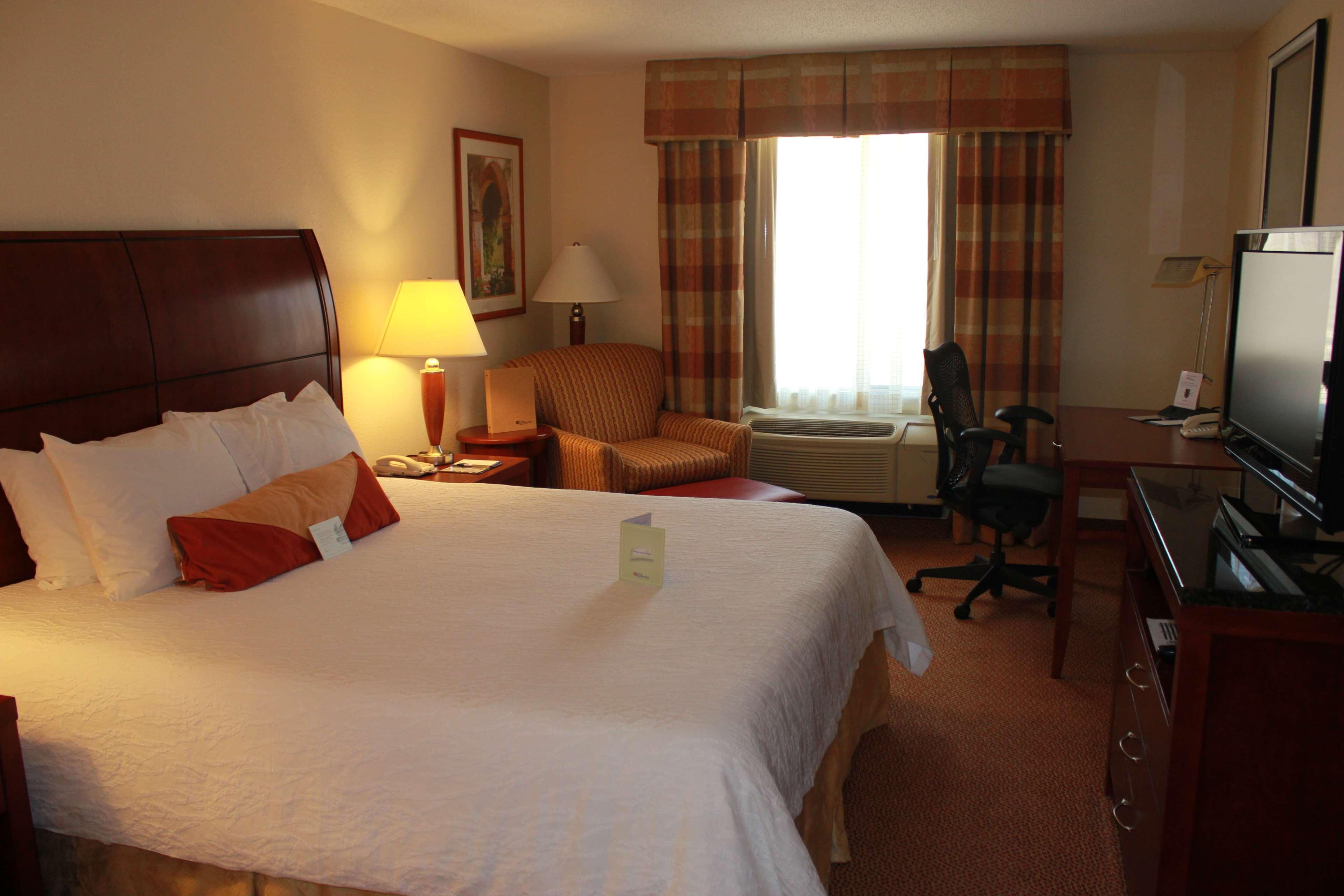 Hilton Garden Inn Starkville Δωμάτιο φωτογραφία